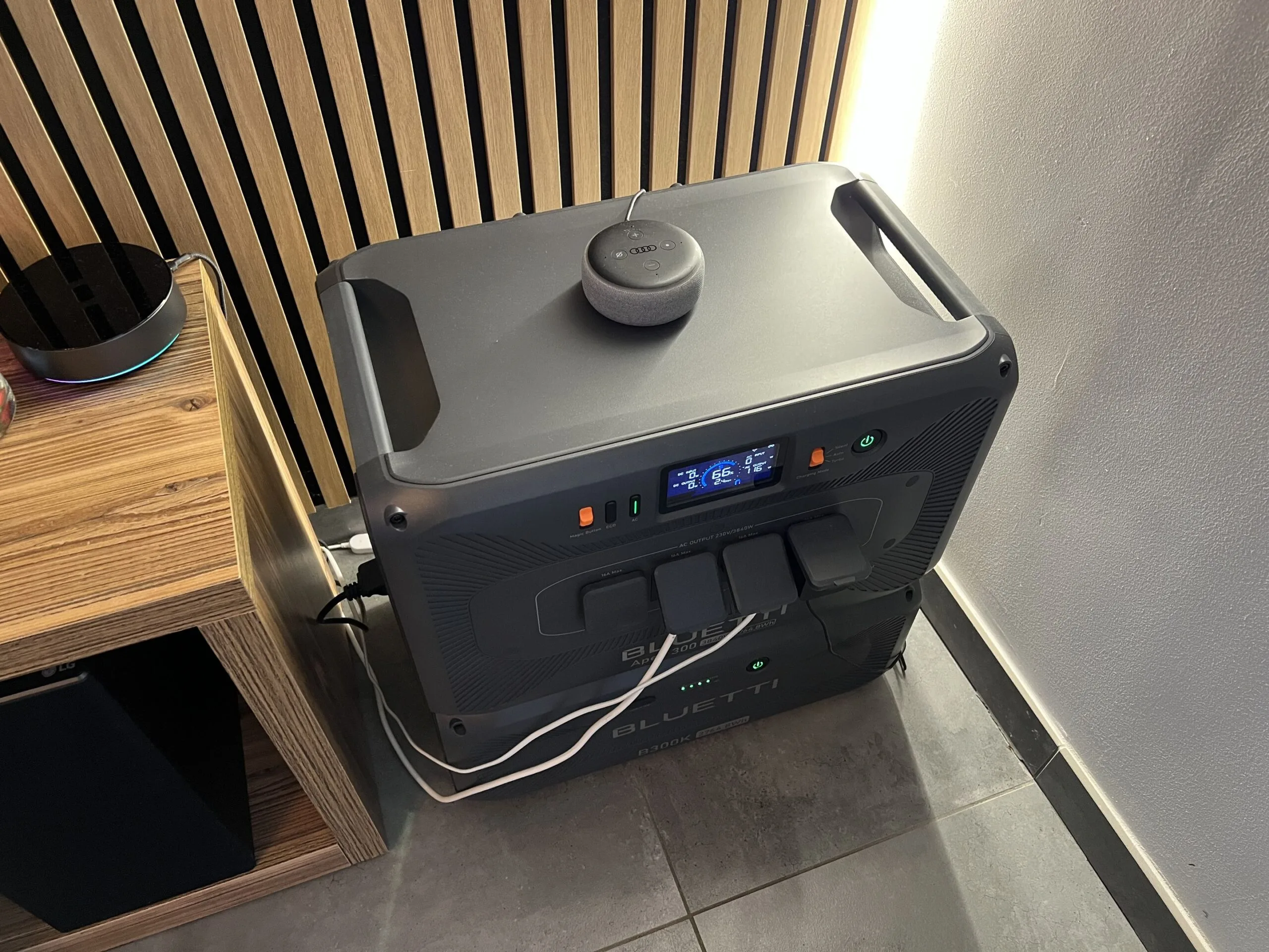 Recensione Bluetti APEX 300: 4 mesi di test con il fotovoltaico e tutti i dati reali Recensione Bluetti APEX 300: 4 mesi di test con il fotovoltaico e tutti i dati reali