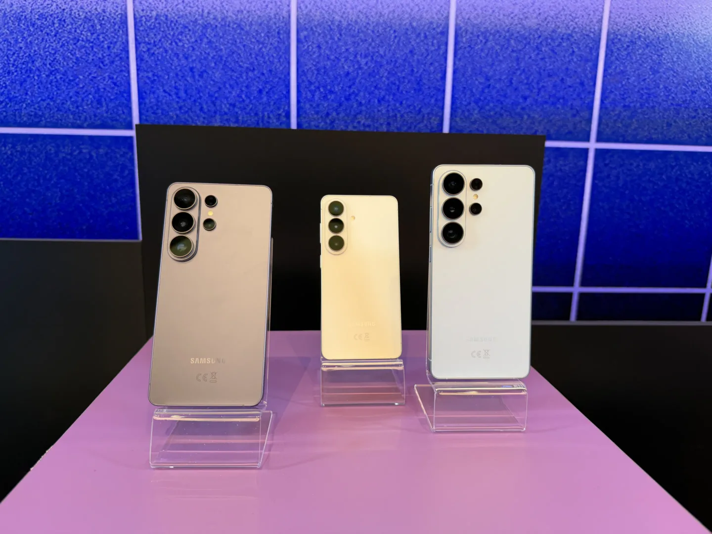 Samsung Galaxy S26 Ultra, S26 e S26+: prezzi e caratteristiche