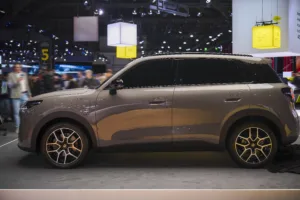 Leapmotor B03X, il nuovo crossover elettrico sotto i 30 mila euro pronto a conquistare l’Europa