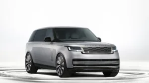 Range Rover, con l’SV Ultra l’extra-lusso è di casa (ma solo se ricevi l’invito)
