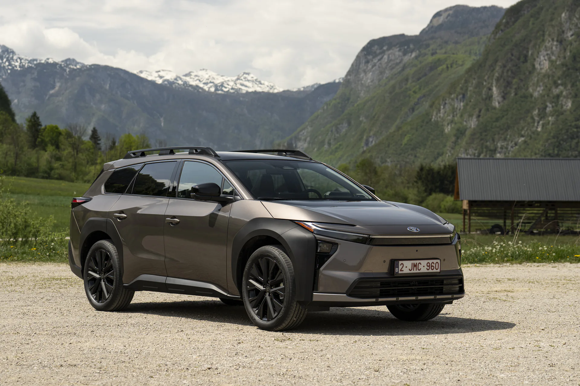 bZ4X Touring, Toyota regala più spazio al suo futuristico crossover