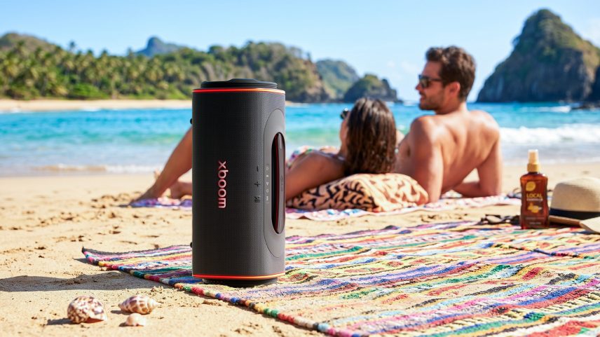 LG xboom Blast, lo speaker da party che promette 36 ore di musica no-stop all’aperto LG xboom Blast, lo speaker da party che promette 36 ore di musica no-stop all’aperto