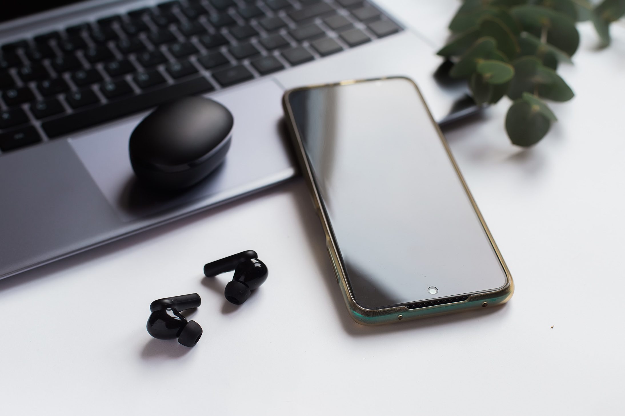 Gadget tech con intelligenza artificiale: i dispositivi che vale la pena conoscere (e acquistare) Gadget tech con intelligenza artificiale: i dispositivi che vale la pena conoscere (e acquistare)