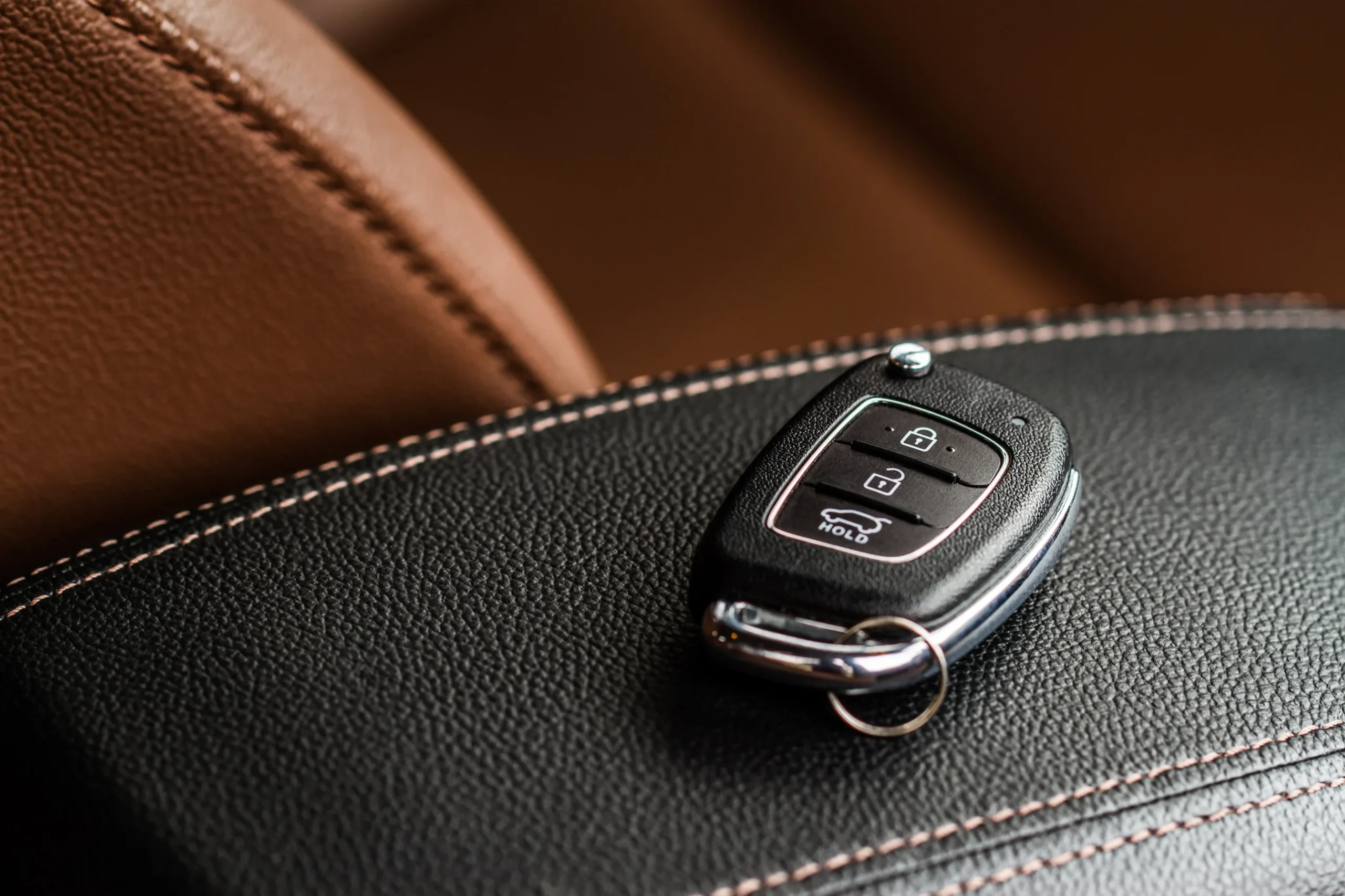 Portachiavi auto tech, gli accessori intelligenti da tenere sempre a portata di mano Portachiavi auto tech, gli accessori intelligenti da tenere sempre a portata di mano