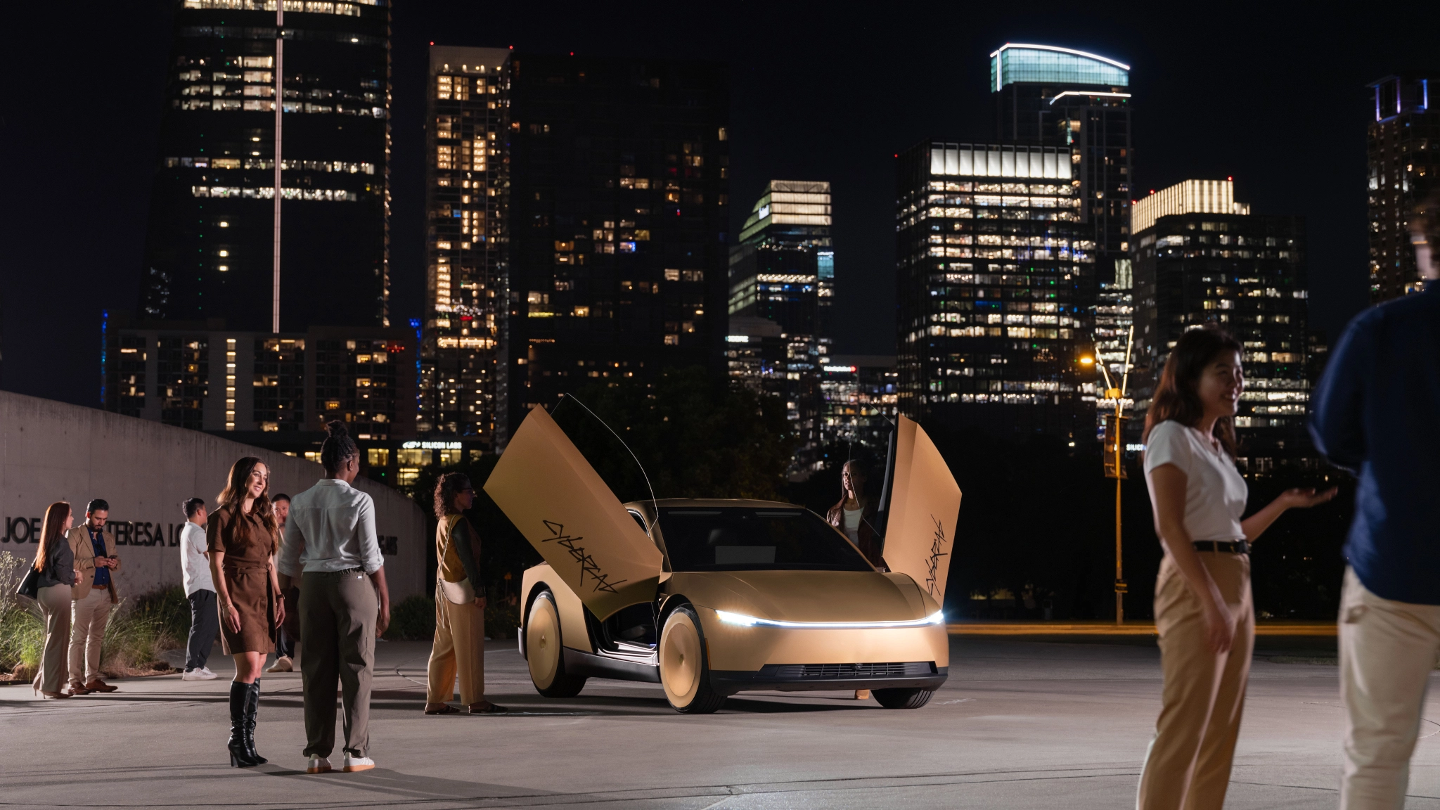 Tesla Cybercab è realtà: il robotaxi senza volante conquista Austin Tesla Cybercab è realtà: il robotaxi senza volante conquista Austin