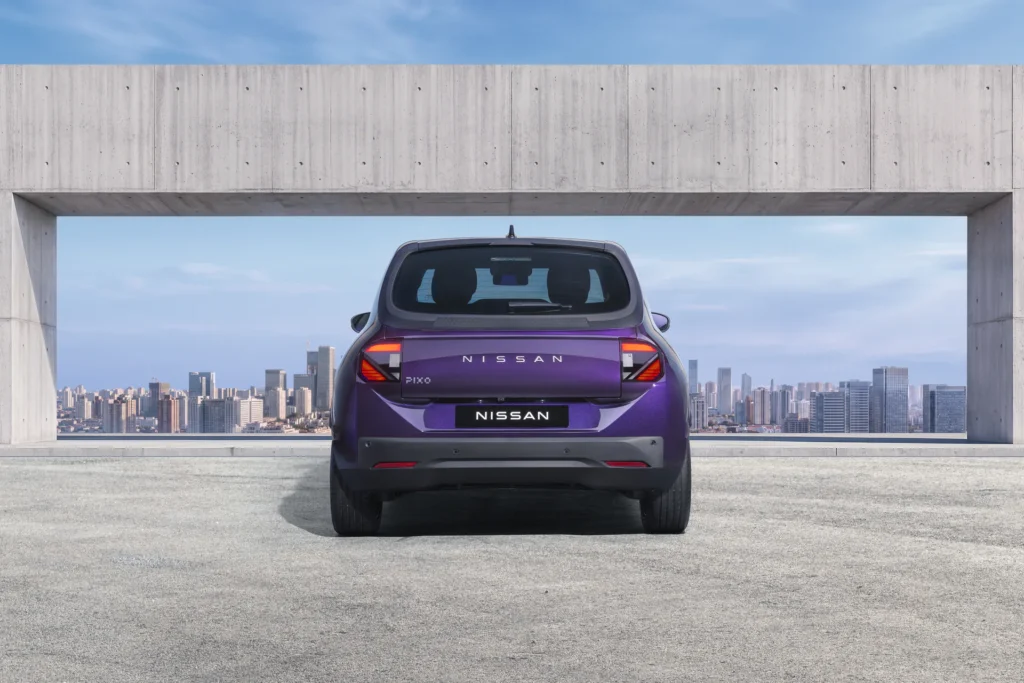 Nissan Pixo
