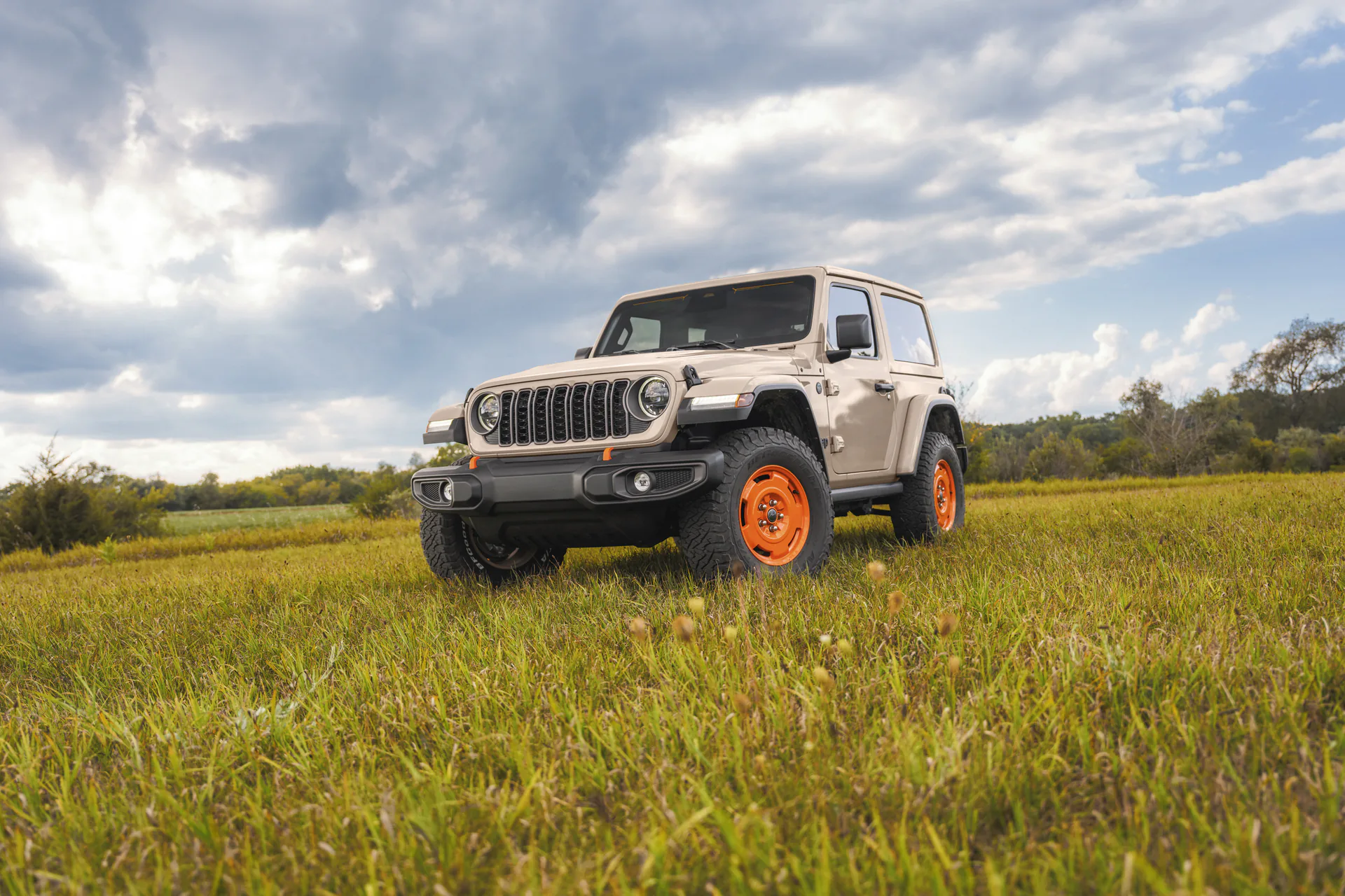 Wrangler JL-2A, Jeep riporta sul mercato lo stile dell’iconica Willys Wrangler JL-2A, Jeep riporta sul mercato lo stile dell’iconica Willys