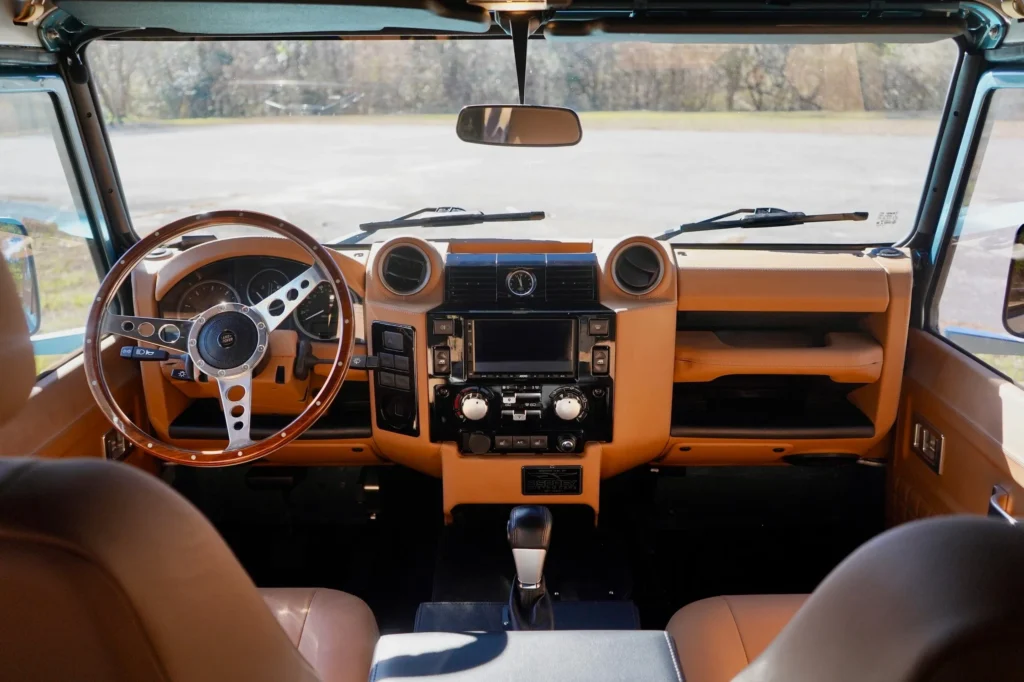 Land Rover Defender Osprey