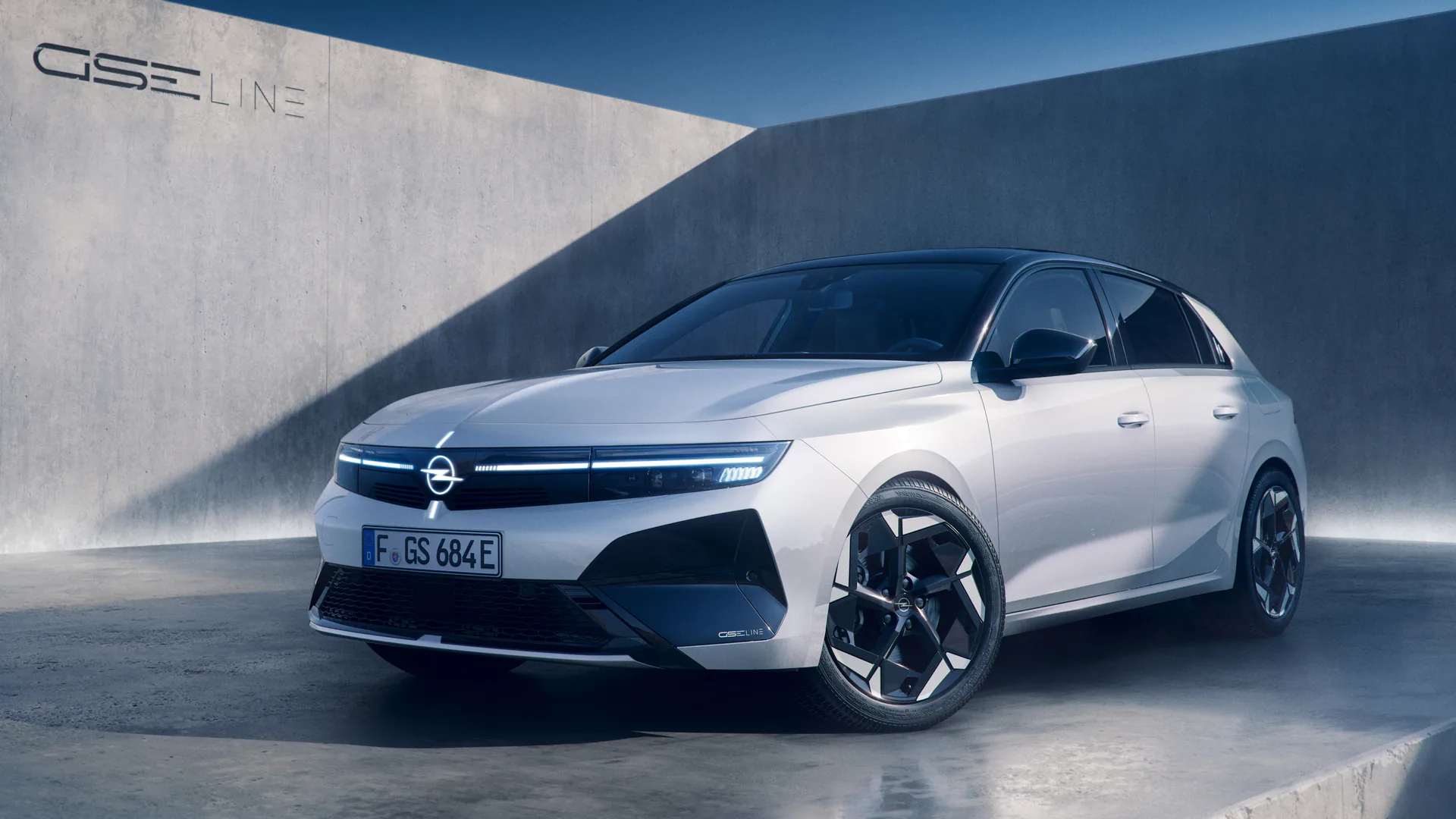 GSE Line, l’estetica sportiva sui “soliti” motori dell’Opel Astra