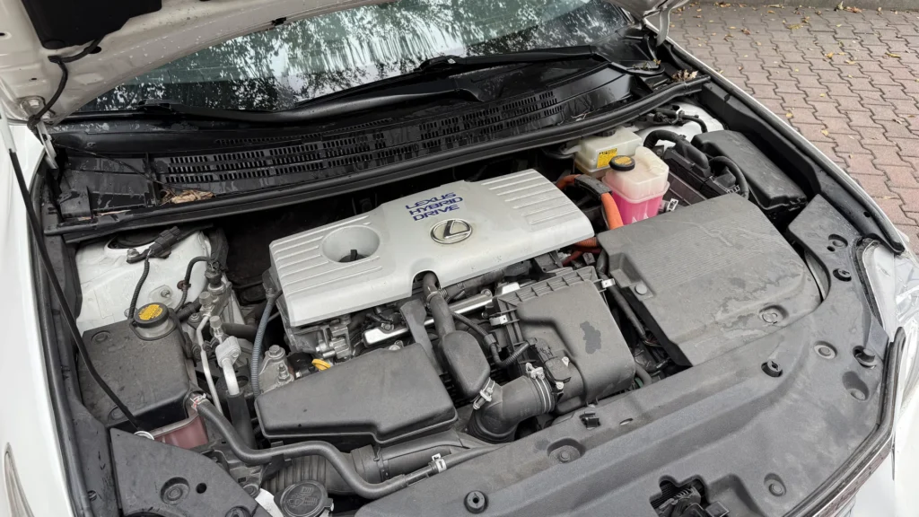 Lexus CT200h
