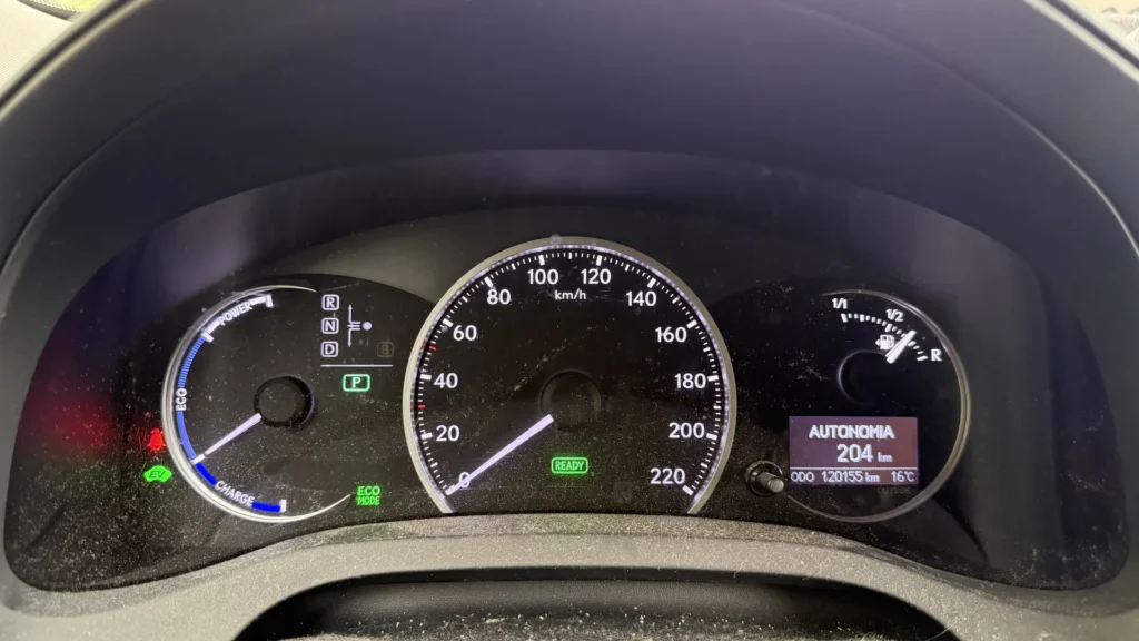 Lexus CT200h