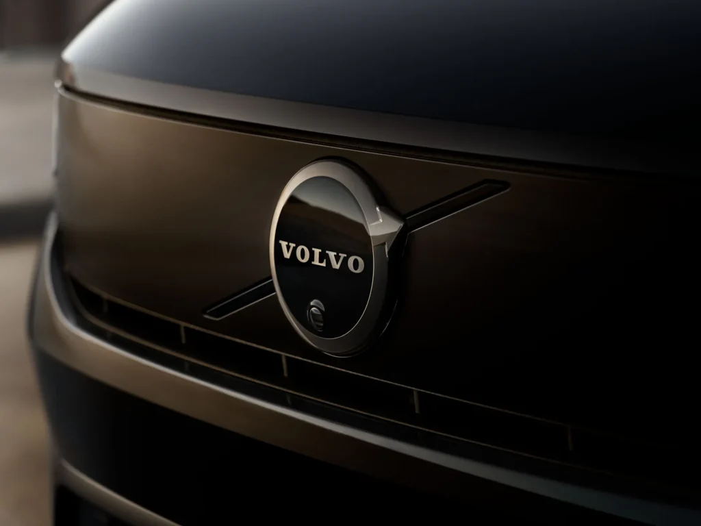 Volvo EX40
